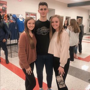 Meet your Posher, Ella